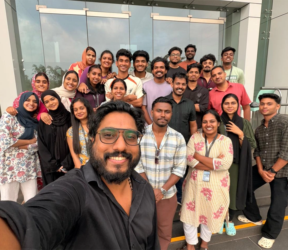 Smiling Team